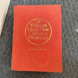 Websters vintage nineth new collegiate dictionary 1984